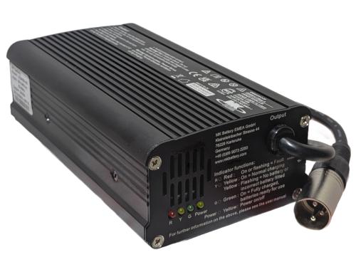 MK Battery LS24/8A-8 Blei Ladegerät 24V 8A für Rollstühle und Seniorenmobile